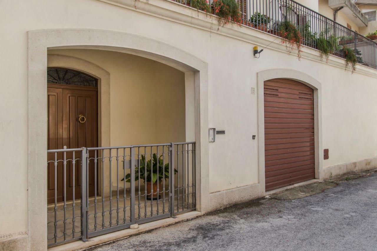 Vivi La Contea Villa Modica Buitenkant foto